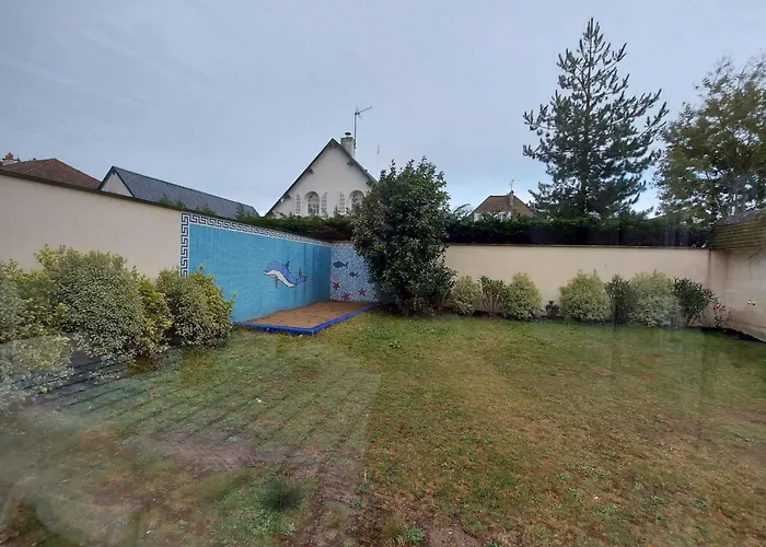 Maison Familiale Proche *