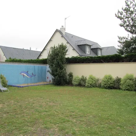 Holiday home Maison Familiale Proche *